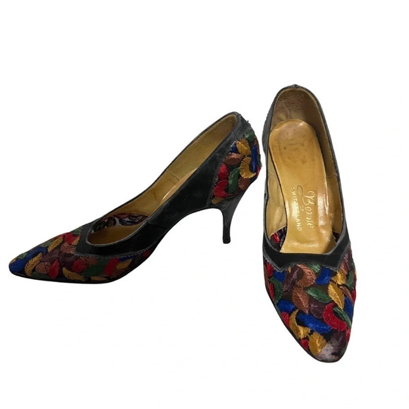 Berne  of Switzerland | RARE Vintage Embroidered Pointed Toe Pumps | Size 6 - Picture 1 of 15